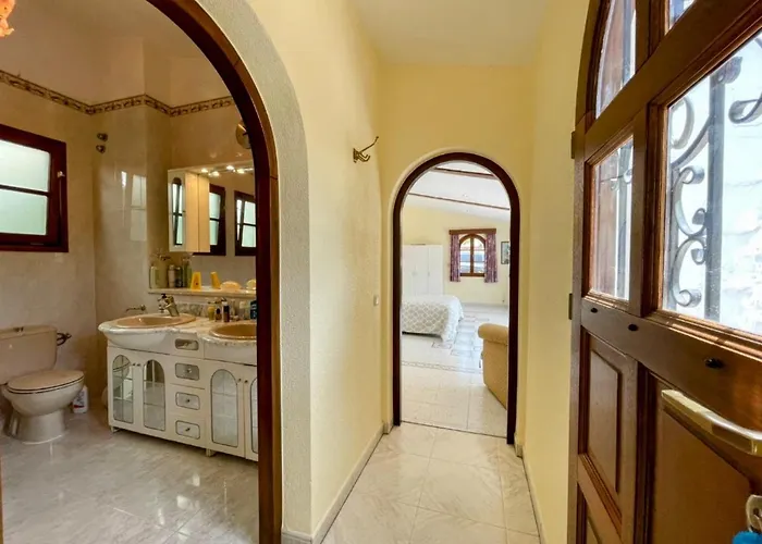 Oceano With Private Heated Pool, Aircon And Seaview Parque Holandes