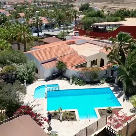 Vila Oceano With Private Heated Pool, Aircon And Seaview Parque Holandes