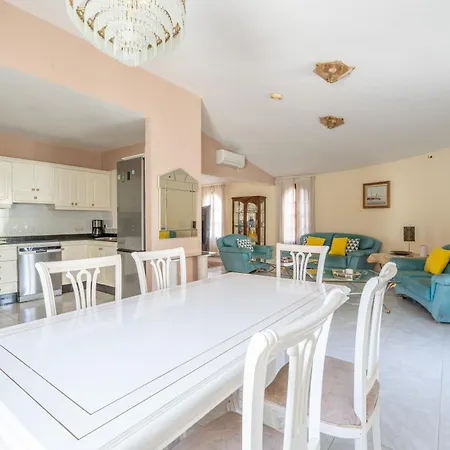 Oceano With Private Heated Pool, Aircon And Seaview Villa