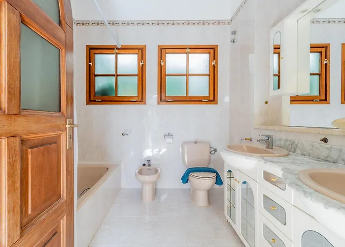 Vila Oceano With Private Heated Pool, Aircon And Seaview Parque Holandes